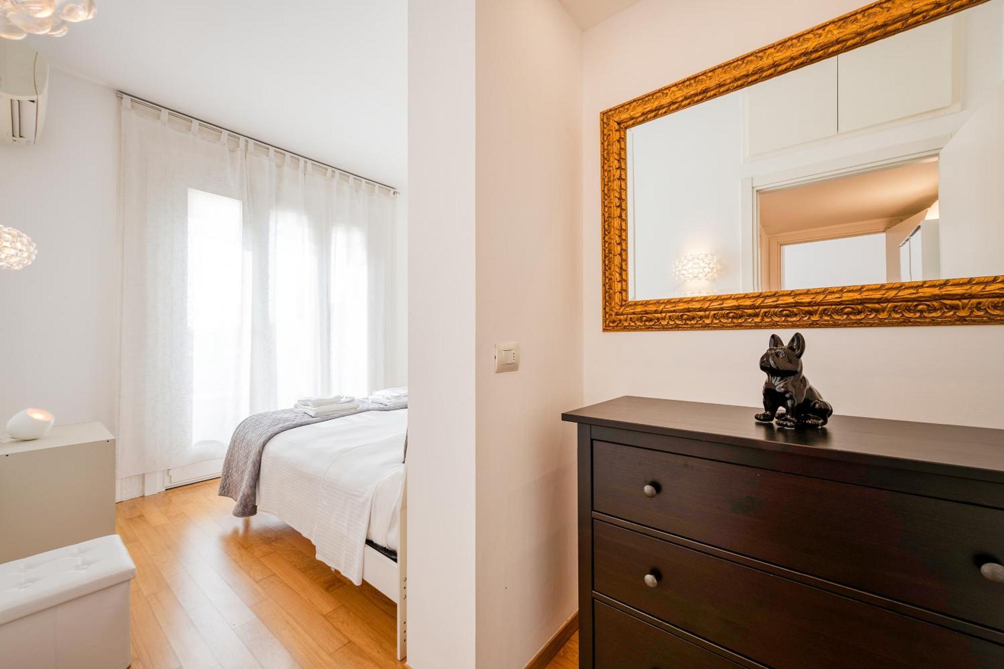 Milan Royal Suites - Centro Brera Eksteriør billede